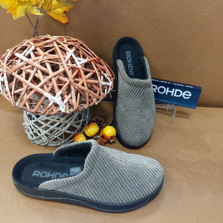 Taupe Rohde-pantoffels van ribcord met visgraatpatroon